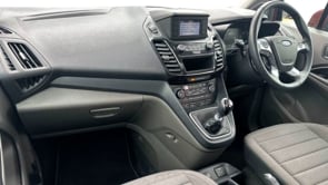 FORD TOURNEO CONNECT 2020 (70)