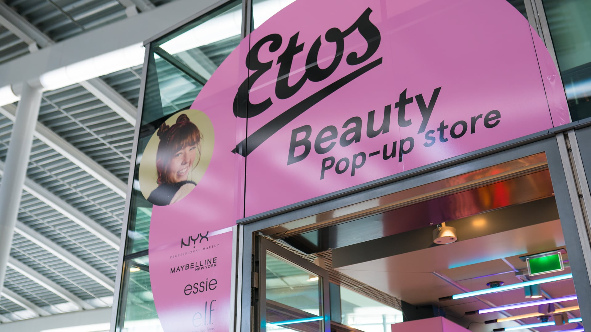 Etos pop-up beauty store