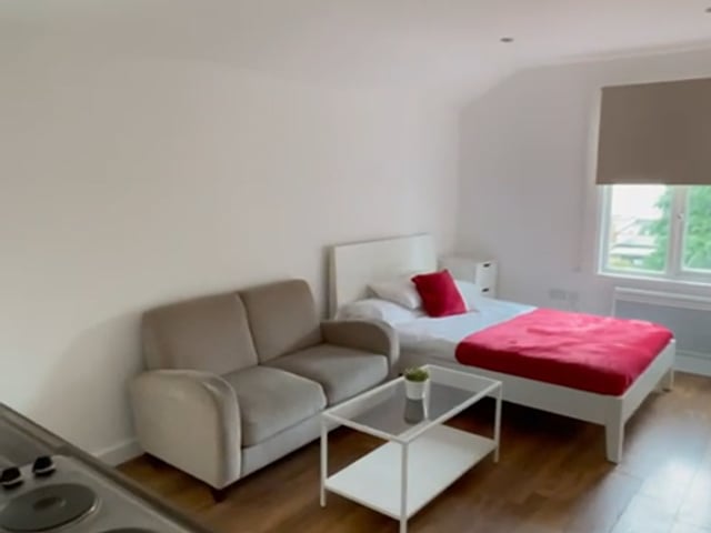 Fully Furnished Studio Flats Available September Main Photo