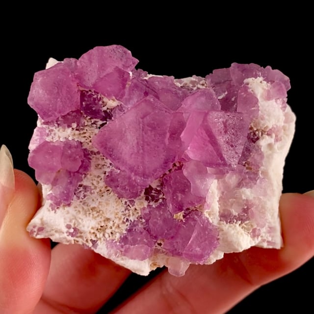 Fluorite (distinctive color)