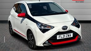 TOYOTA AYGO 2021 (21)