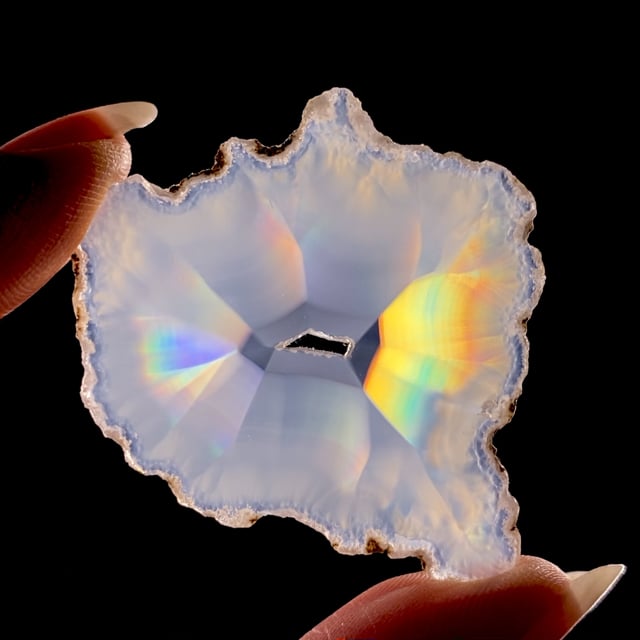 Quartz var: Agate (var: Iris Agate) (rainbow iridescence)