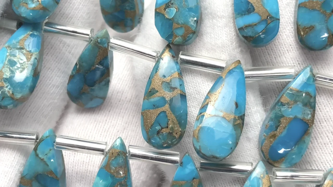 ブルーコッパーターコイズ ペアシェイプ（プレーン）15×6mm 1連（8粒