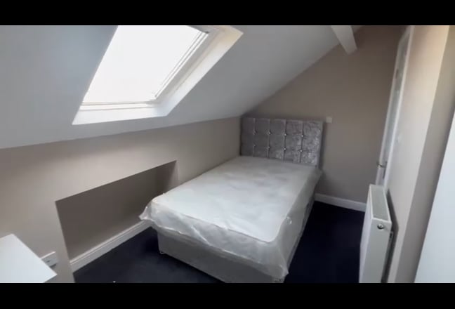 Brand NEW Studio Flat available - The Albany Main Photo