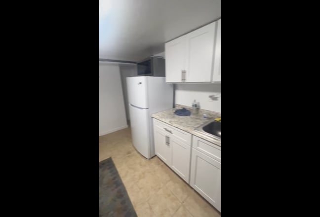 Cozy one bed one bath apartment Main Photo