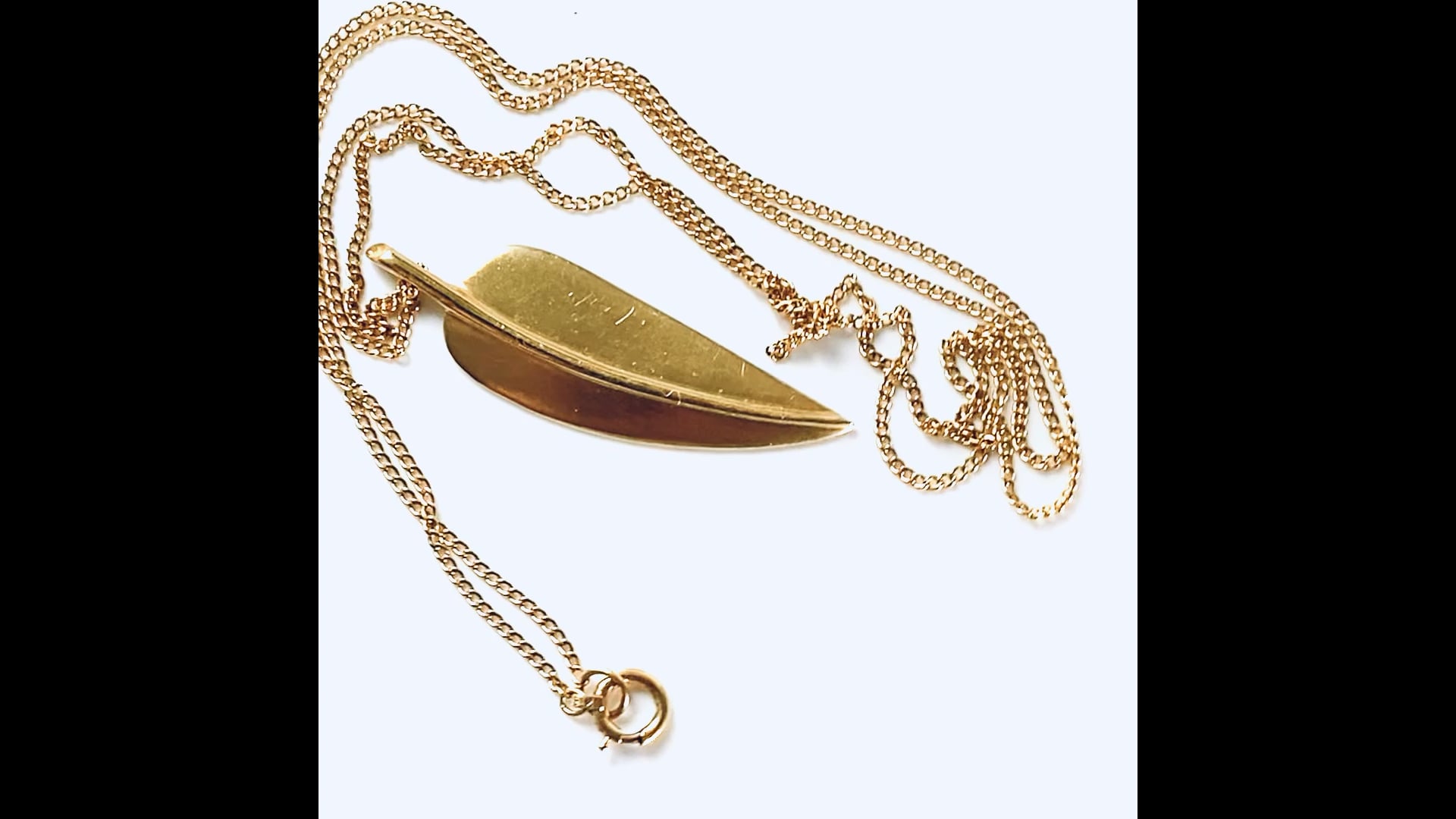 Rare Vintage Tiffany and Co 18 Karat Yellow Gold Angela