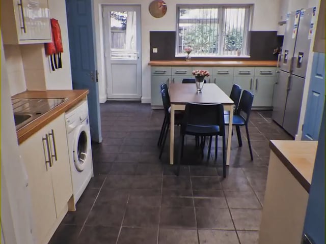 Video 1: Kitchen and Dining Area