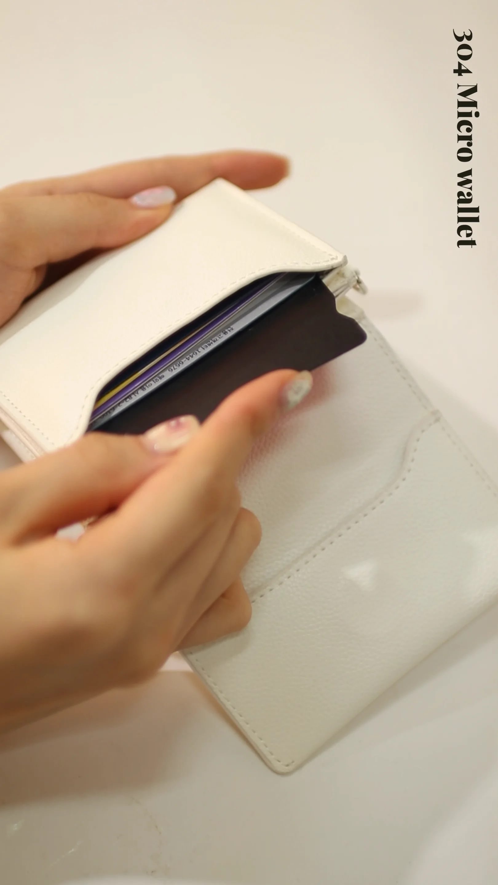 ★masmarulez★ 304 Micro wallet bag _Beige Item Masmarulez 304 Micro wallet bag _Beige | GVG