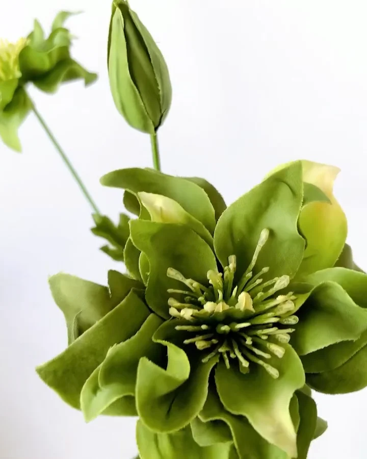 ﾀﾞﾌﾞﾙﾚｲﾔｰｸﾘｽﾏｽﾛｰｽﾞ: 造花（アーティフィシャルフラワー） ｜ YDM