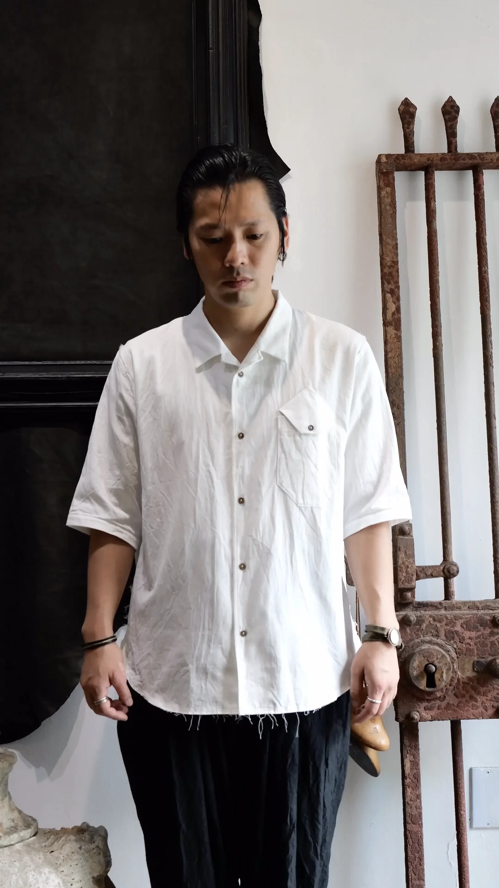 Araki yuu | raw cut pointed collar narrow shirt in special