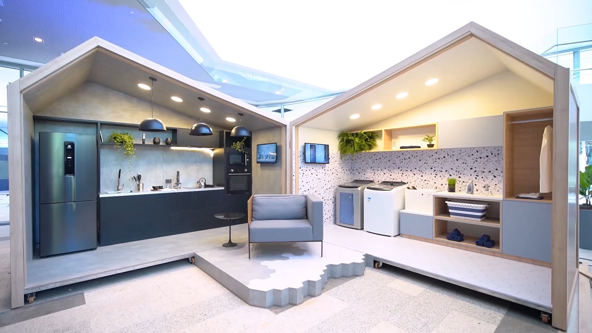 ELECTROLUX - KICK OFF