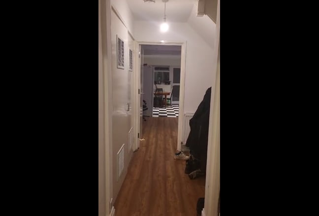 Lovely House with Garden in Camberwell/Oval Main Photo