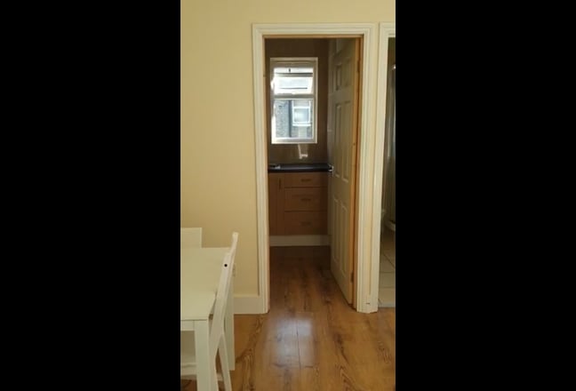 035W-Hammersmith-Double Studio Flat-Single Person Main Photo