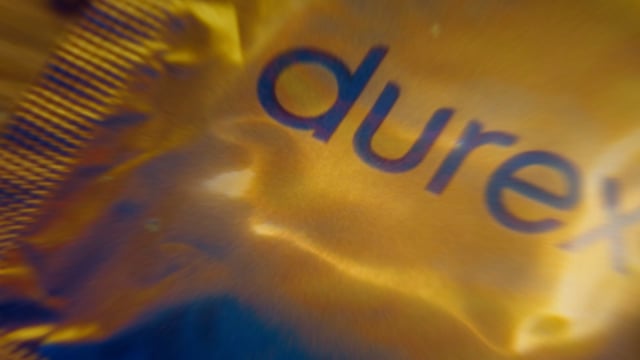 deVine Voices Native Dutch Male Voiceover Durex Commercial