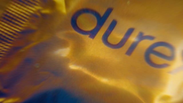 deVine Voices Native Dutch Female Voiceover Durex Commercial