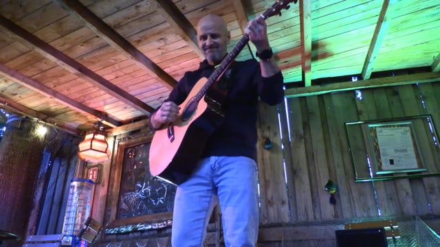 Roberto Colombo Modern Fingerstyle Acoustic Guitar video preview