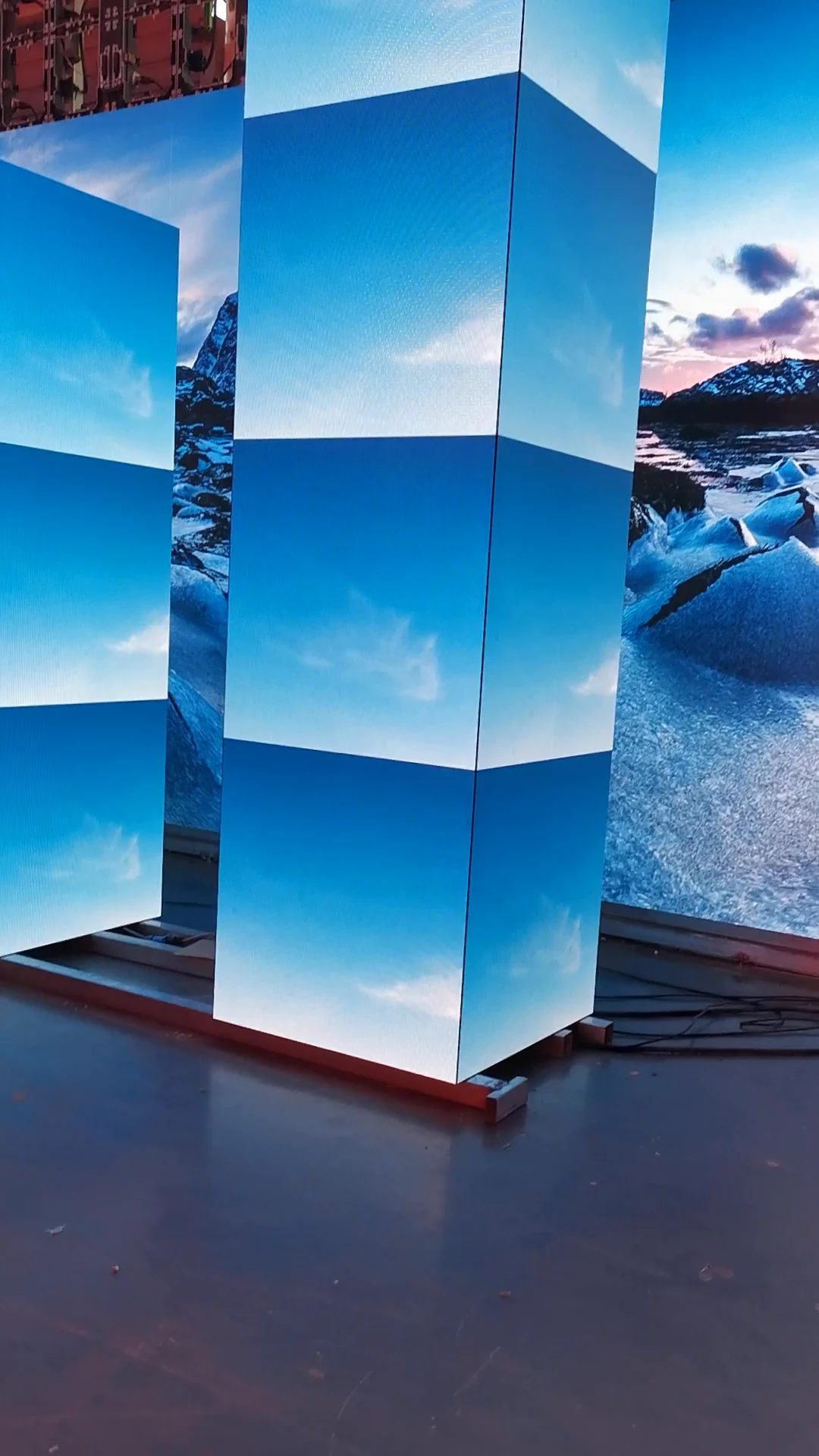 P1.56 cubic led screen