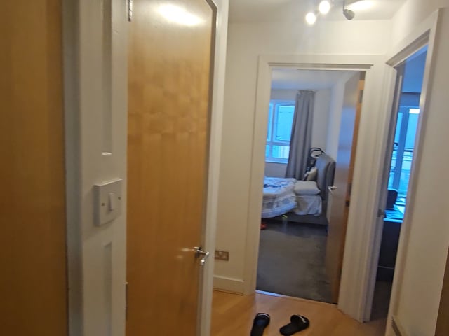 1 Bed in Lockers wharf with Gym & swimming pool Main Photo