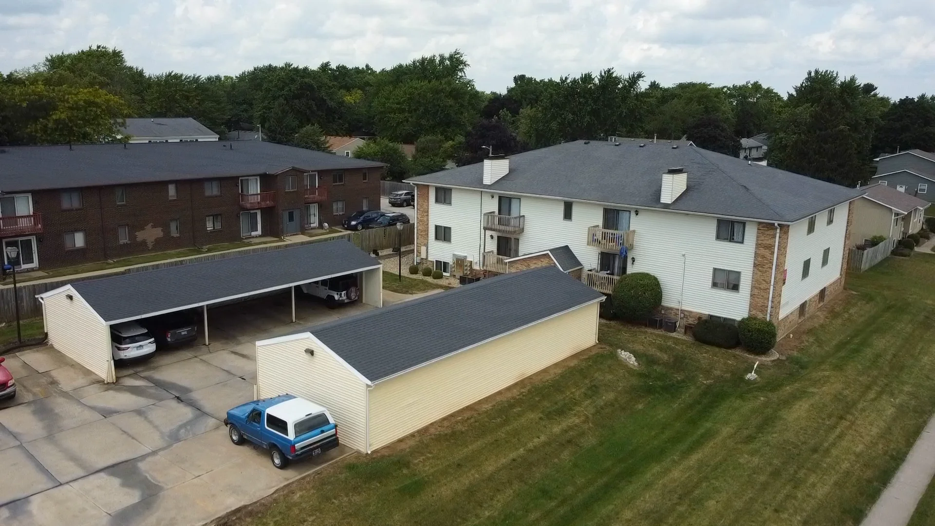 ひいしゃ　1104 1104 N Hershey Rd