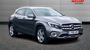 MERCEDES-BENZ GLA 2019 