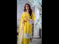 Maan Mayal Collection: 3-Piece Lawn Stitched Suit