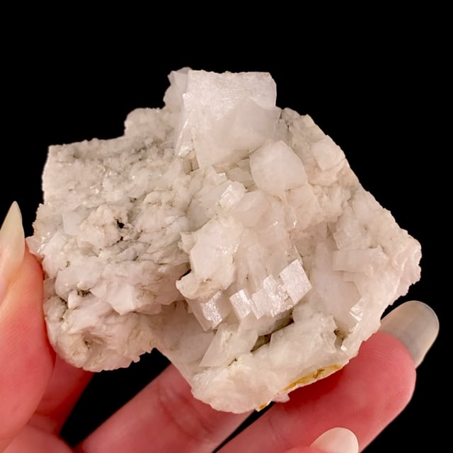 K-Feldspar var: Adularia