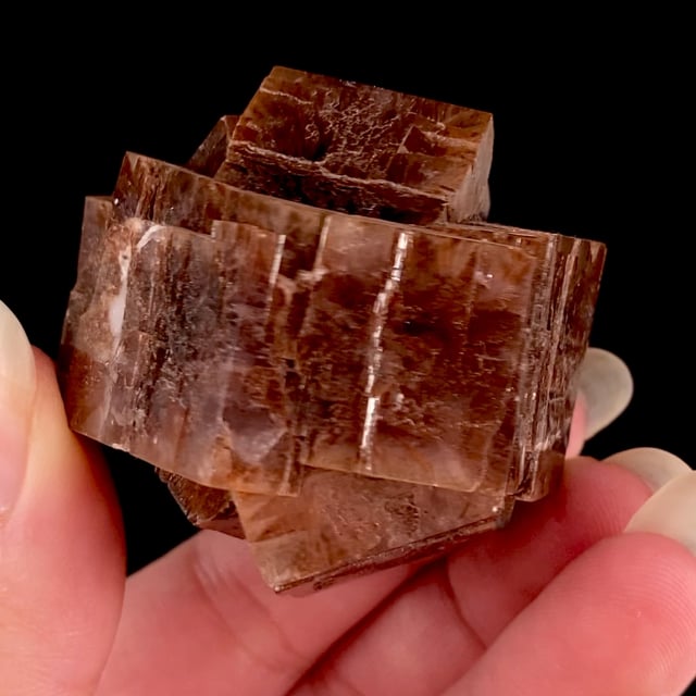 Aragonite (''floater'' specimen)