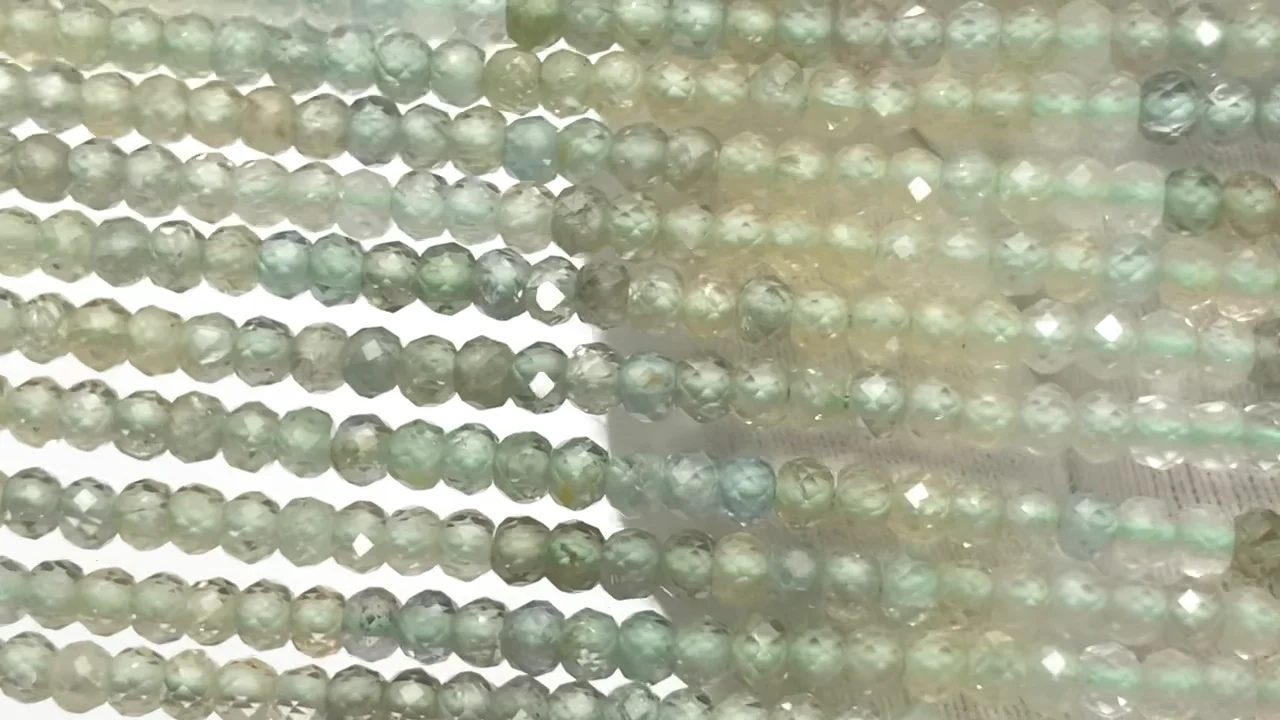 動画】【素晴らしい輝き】宝石質天然グリーンジルコンAAA ボタンカット