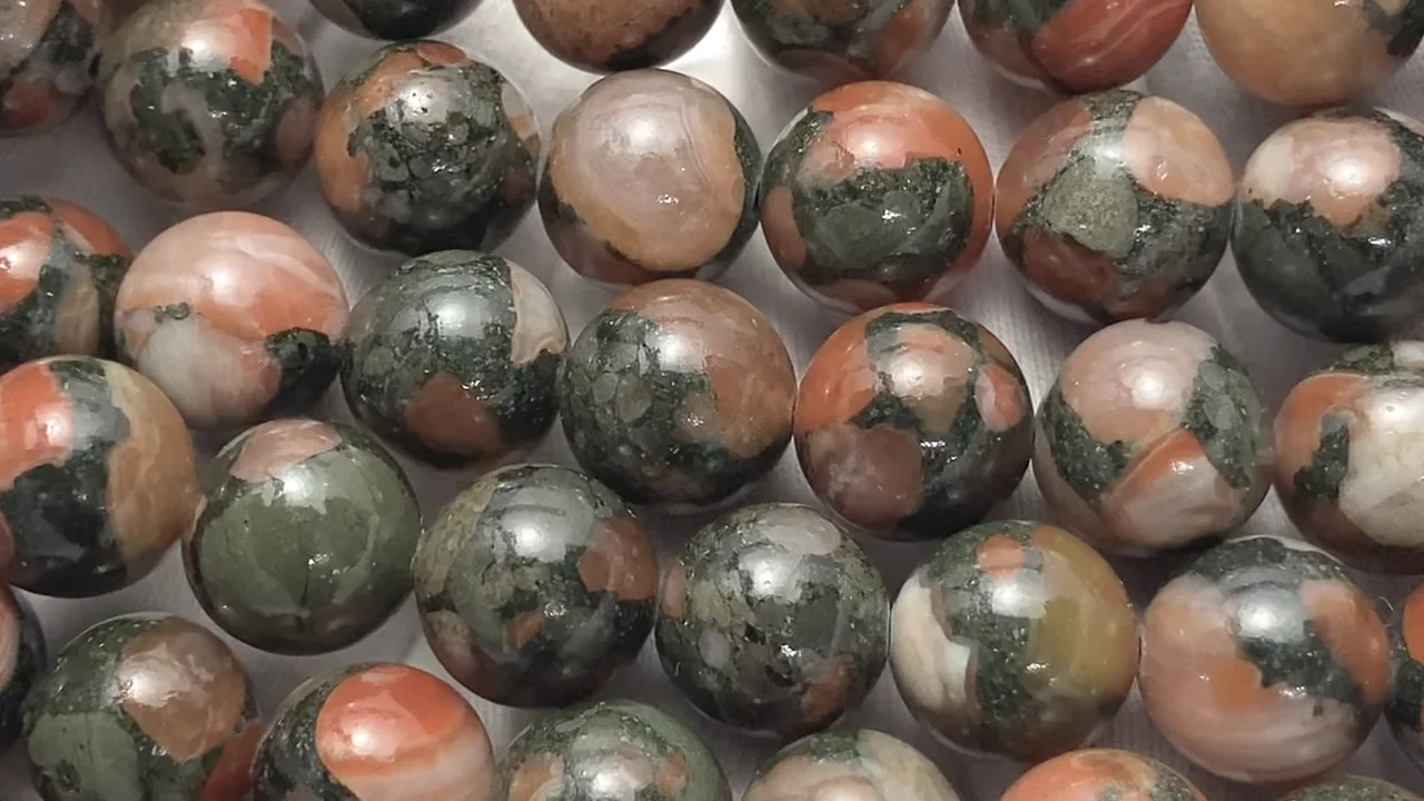 レッドアゲート（南紅瑪瑙） ラウンド10mm 1/4～1連｜天然石ビーズの卸