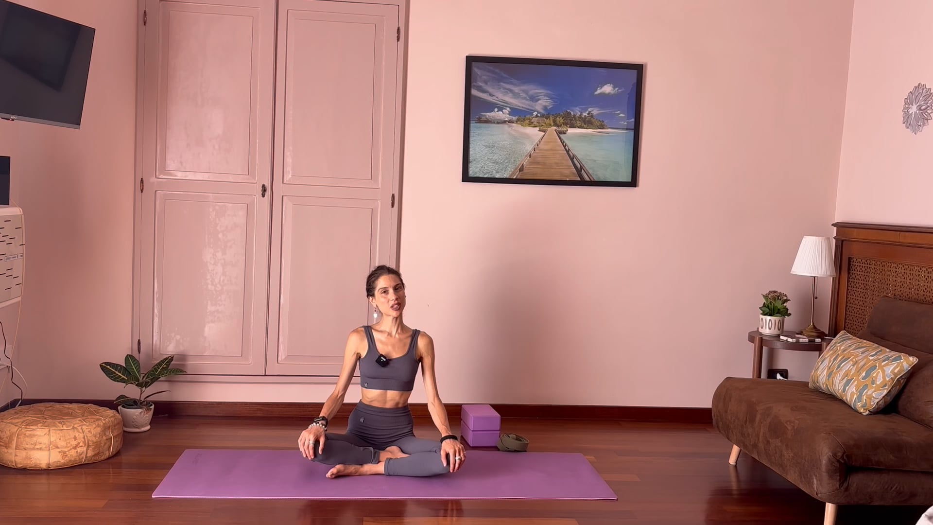 Ayurvedic Yoga flow to balance Pitta (Fire & Water)
