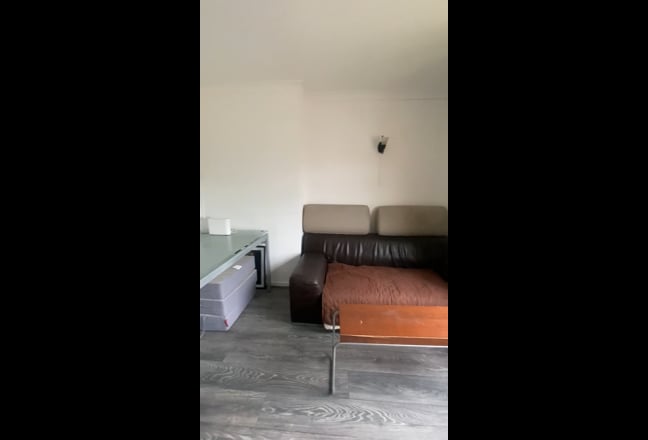Video 1: 