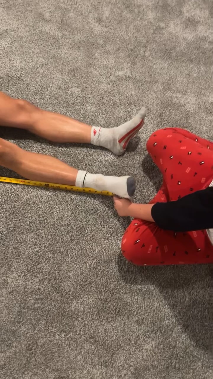 Watch andrew szymoniak's Height: 69 inches