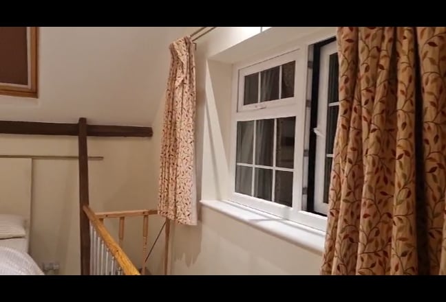 Double Room Available (Loft) £780 Main Photo