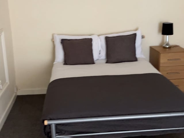 Furnished Double Room to Rent in Retford Main Photo