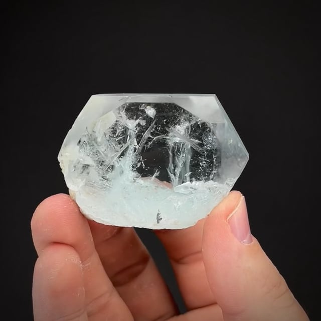 Beryl var. Aquamarine