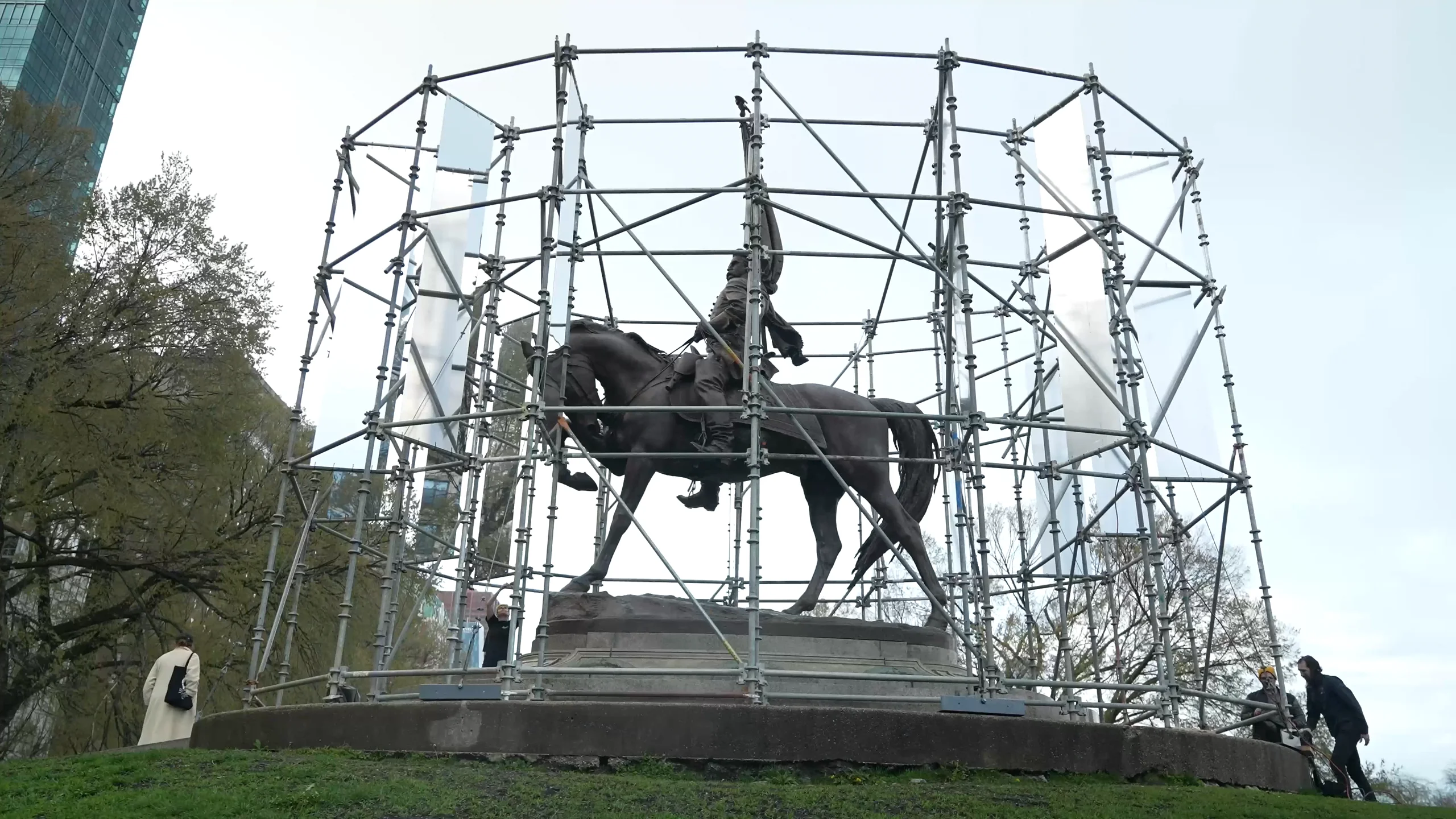 Black Cube - New Monuments | Chicago - Brendan Fernandes