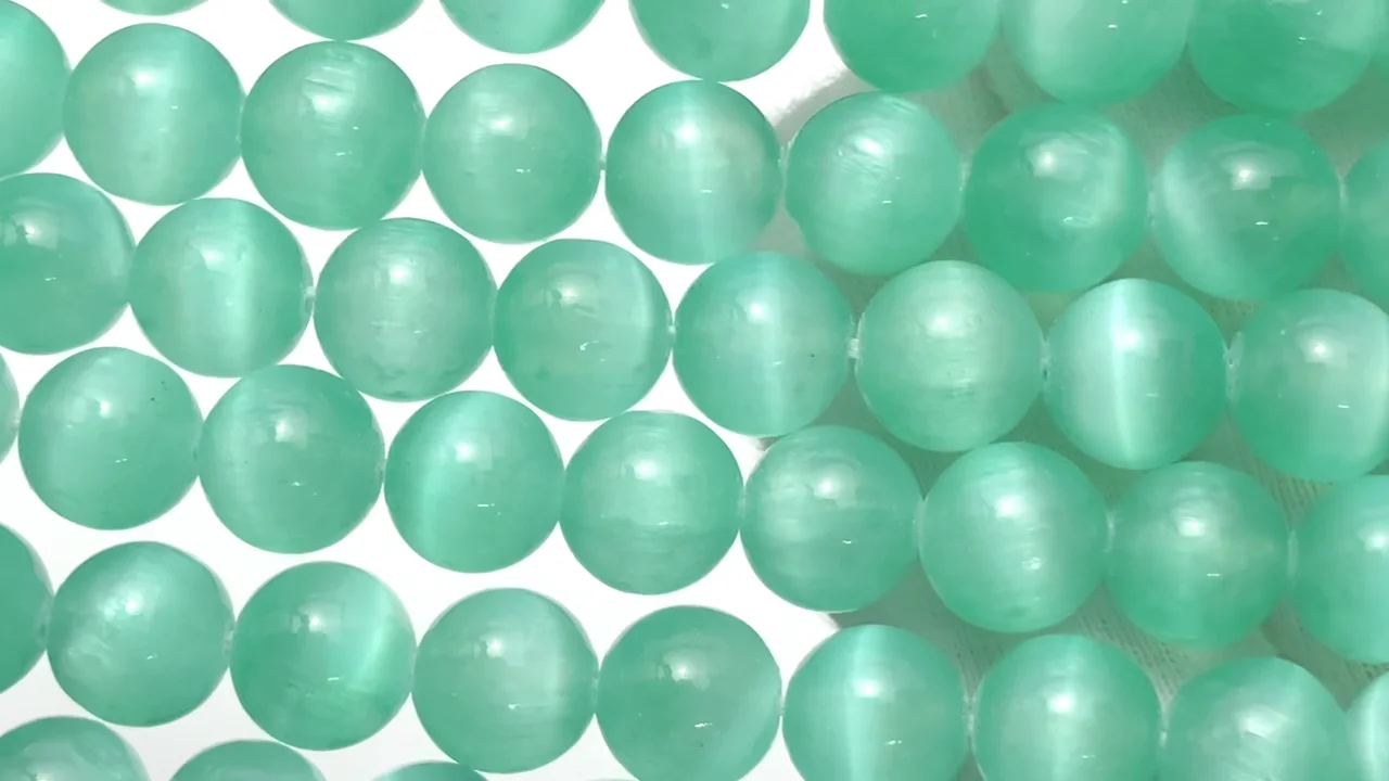 セレナイト(ジプサム) ラウンド8mm 【グリーン】 1連(約37cm