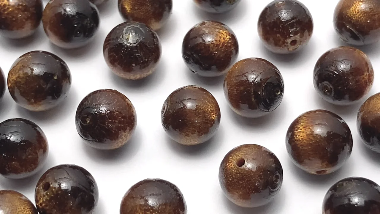 【ヒトミ】珊瑚　天然珊瑚　花彫 ルース　重さ約8.1g ヒトミ様専用】珊瑚 天然珊瑚 花彫 ルース 重さ約8.1g