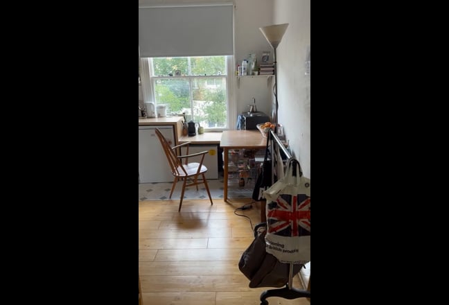 Studio W/ Kitchenette, Period House Belsize Park  Main Photo