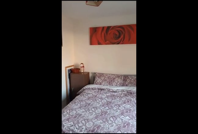 Beautifully Presented Fully Furnished Double room  Main Photo