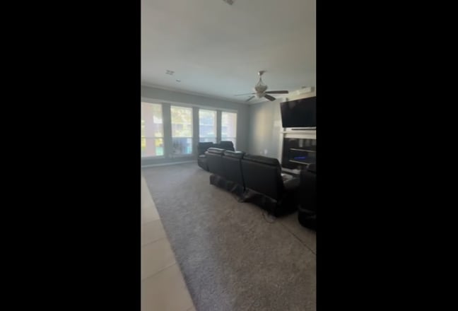 Clean, security house Main Photo