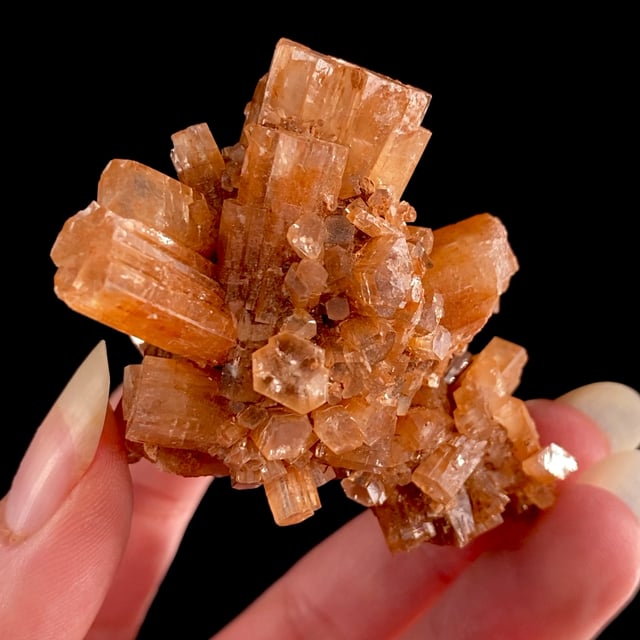 Aragonite (classic material)