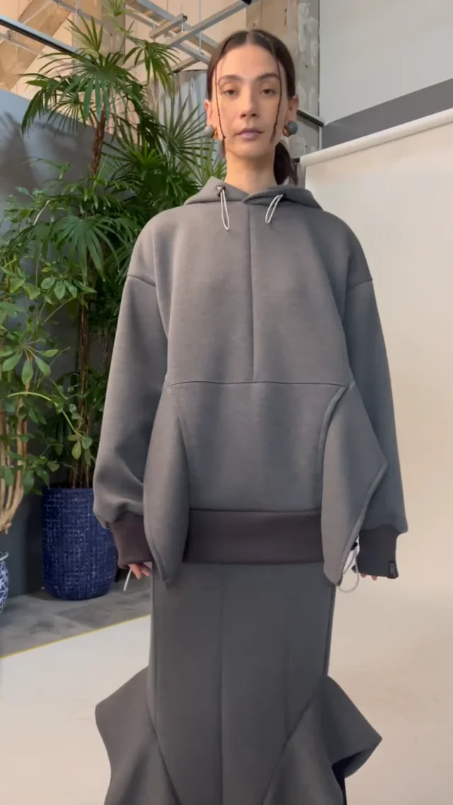 SIDE PARTS DETAIL HOODIE【セットアップ着用可能】 | パーカー 