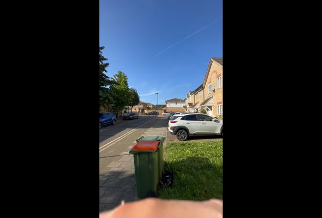 BECKTON| XL Room Available in Lovely House Main Photo