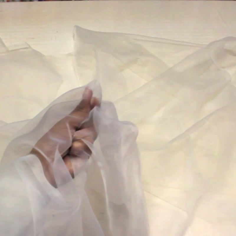Vidéo: Organza - Blanc cassé