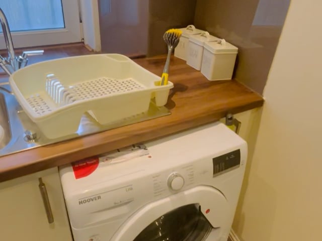 1 Bedroom/Ensuite near City Centre for short let Main Photo