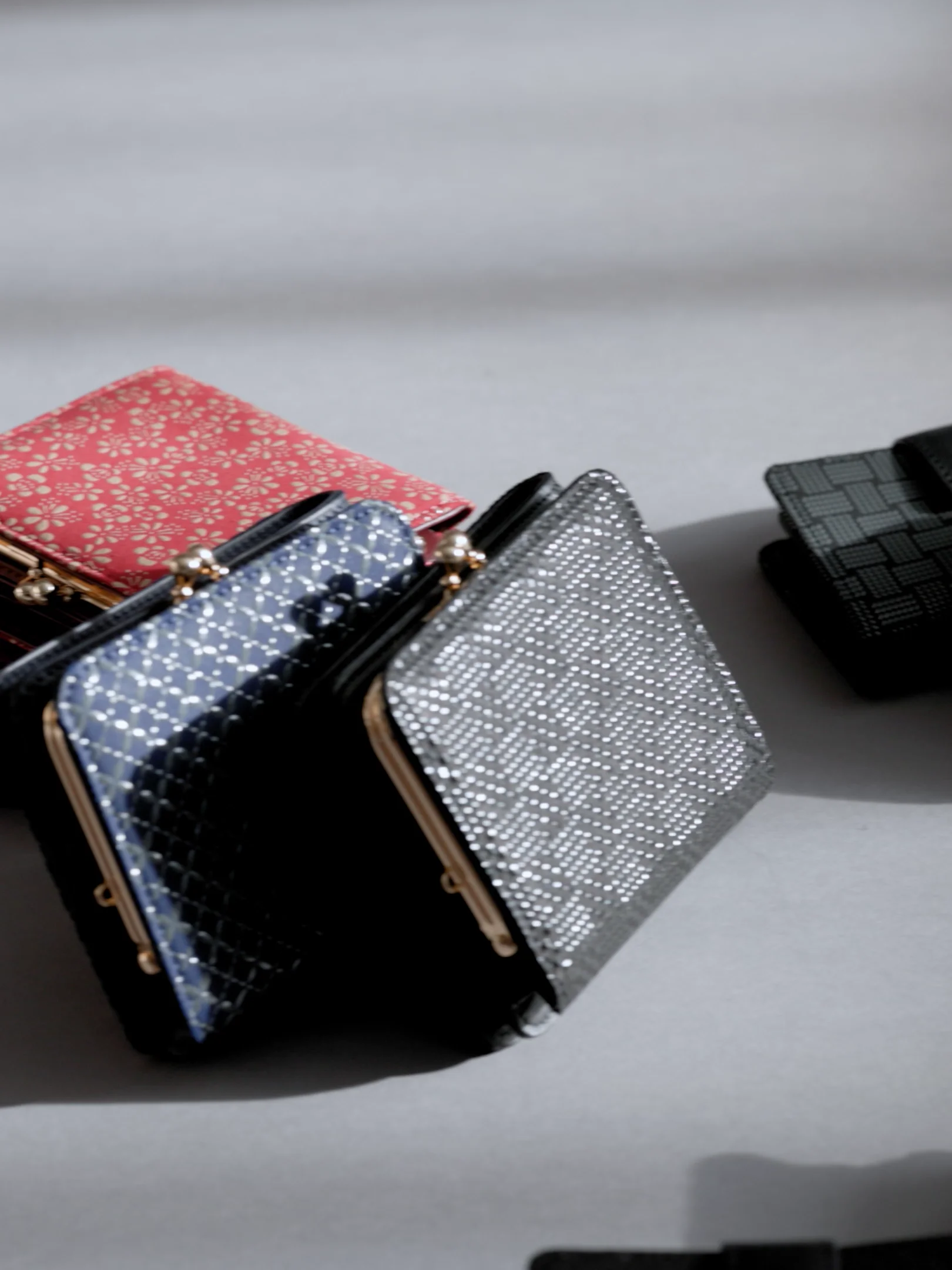 INDEN-YA 2024 NEW COLLECTION | 印傳屋公式オンラインショップ｜INDEN-YA