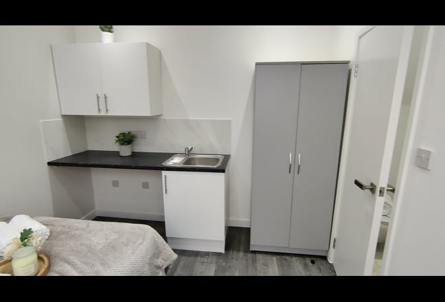 Double Studio in Wembley Park | Bills included  Main Photo