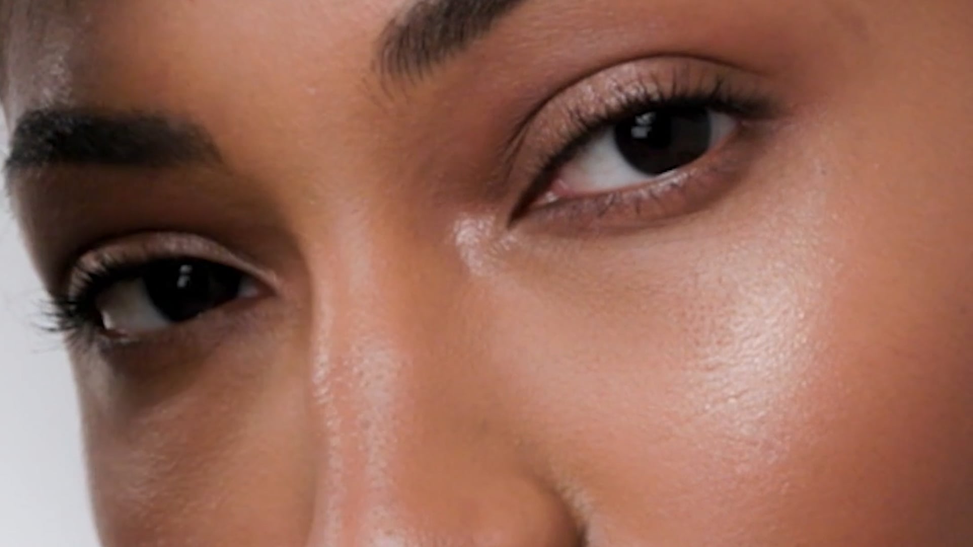 HOURGLASS ALEU Palette Campaign Launch