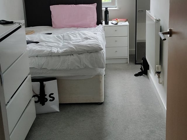 1 Month Let Double Room - Limehouse Main Photo